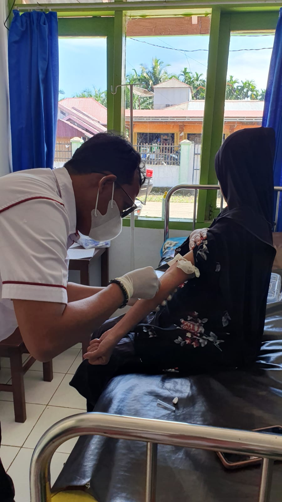 Puskesmas Tanjung Makmur melaksakan pelayanan pemeriksaan tripel e pada ibu hamil di Nagari Sungai S