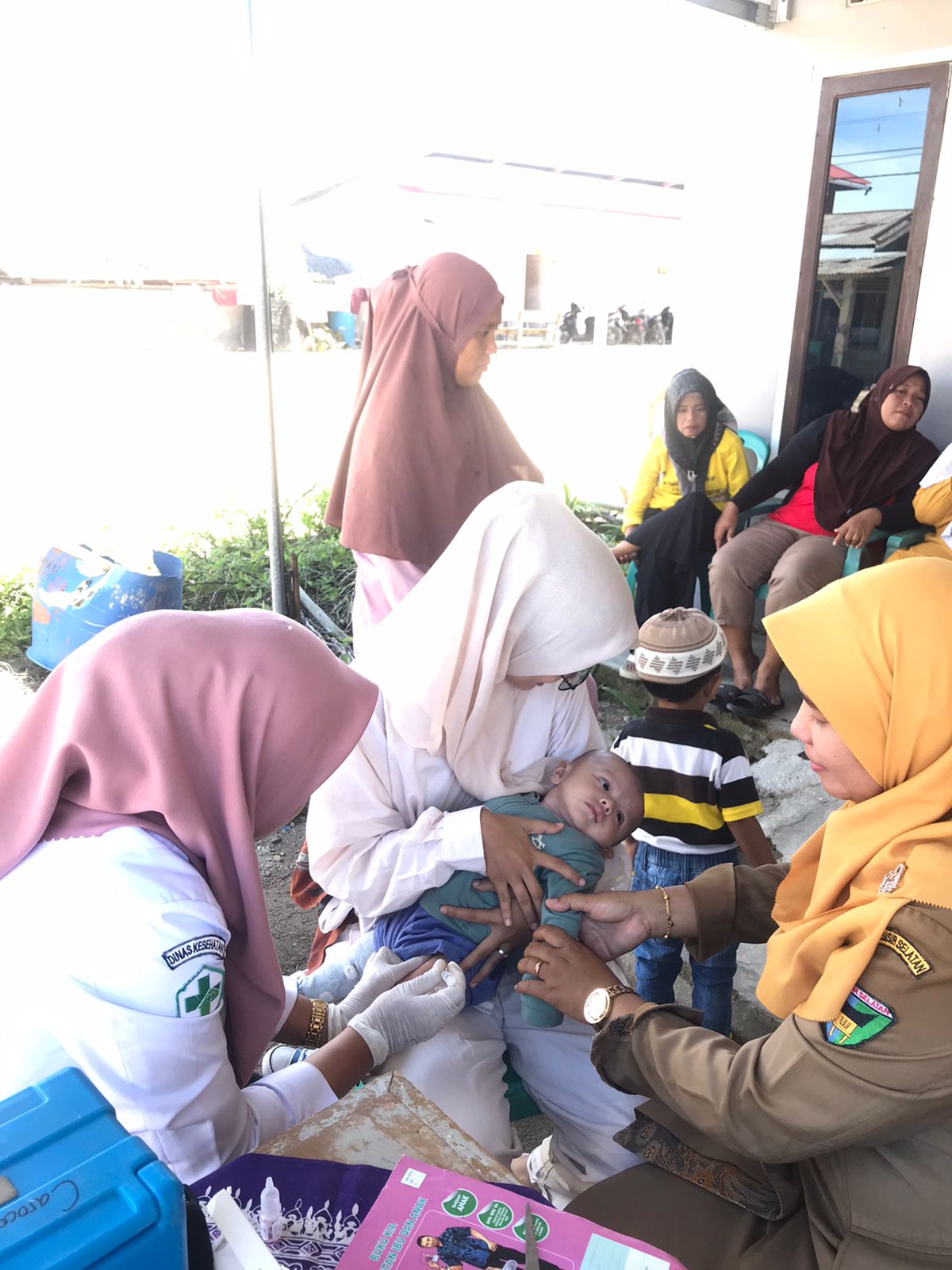 PKM Tarusan Pelaksanaan Posyandu mawar Kenagarian cerocok anau 