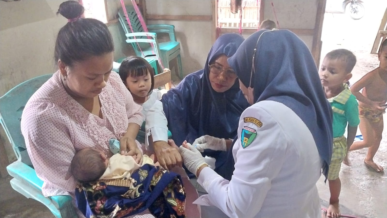 PKM Pasar Kuok Kegiatan Pengambilan  Sampel SHK (Skrining Hipotiroid Kongenital) 