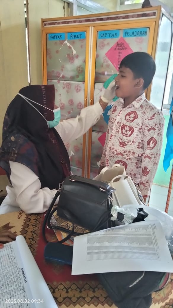 Kegiatan UKS (Pemeriksaan Berkala dan penjaringan) peserta didik SDN 01 Koto Pulai Ts wilker Puskesm