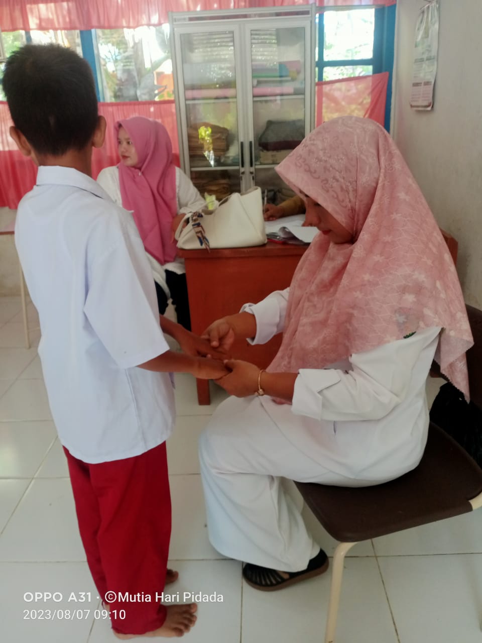 Kegiatan UKS (Penjaringan Kesehatan) peserta didik SDN 23 tampunik  dan SDN 32 Tampunik wilker Puske