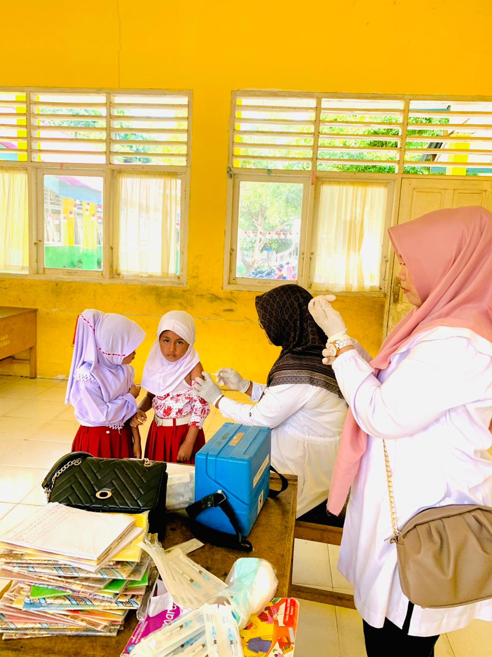 PUSKESMAS KOTO BARU BULAN IMUNISASI ANAK SEKOLAH