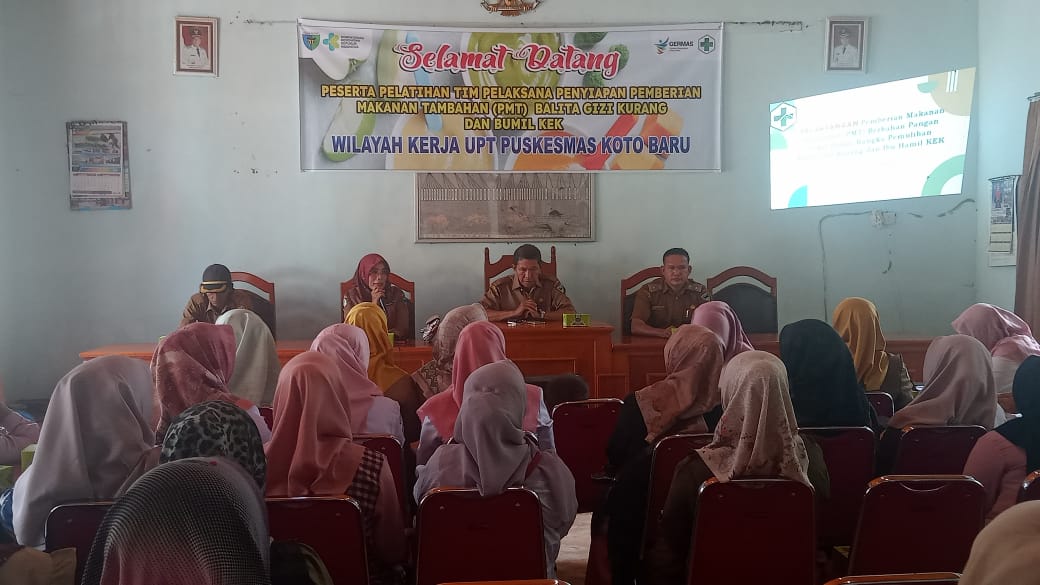 KEGIATAN PENGOLAHAN MAKANAN TAMBAHAN ( PMT ) BERBAHAN PANGAN LOKAL UNTUK BALITA GIZI KURANG dan IBU 