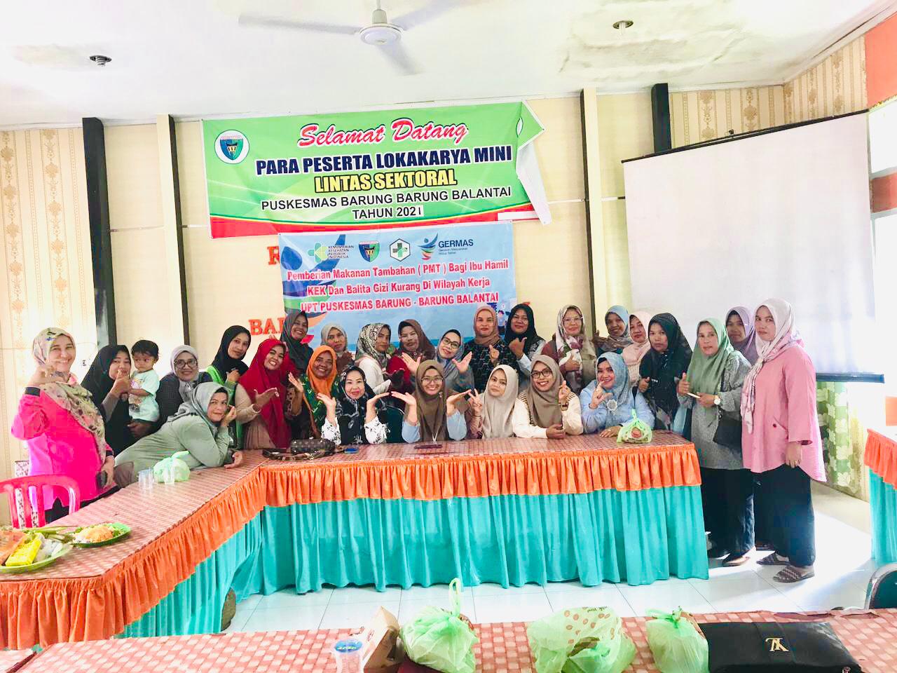 Sosialisasi Pemberian Makanan Tambahan (PMT) berbahan Lokal untuk Balita Gizi Kurang & Ibu Hamil KEK