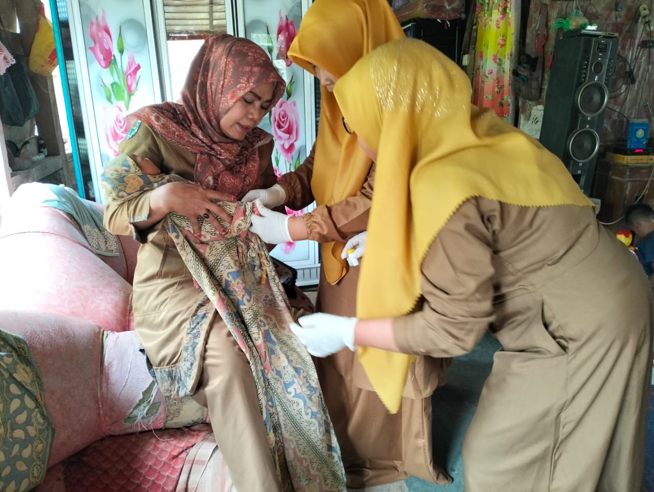 Poli Anak melakukan kegiatan SHK di wilayah kerja PUSKESMAS KAYU GADANG