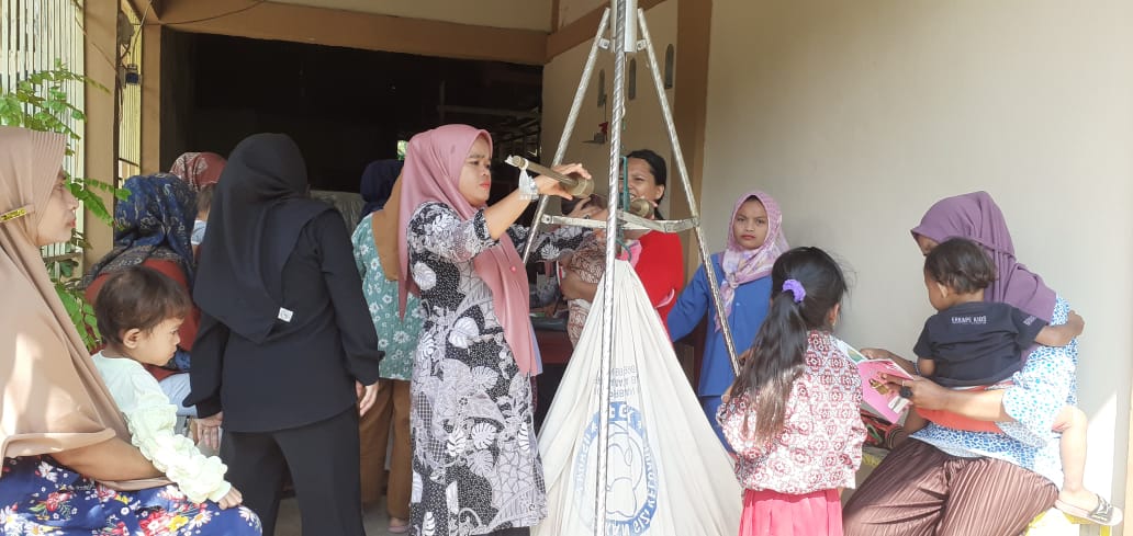 Pelaksanaan posyandu Asuhan ibu 2 Kenagarian Jinang Kp. Pansur PKM Tarusan