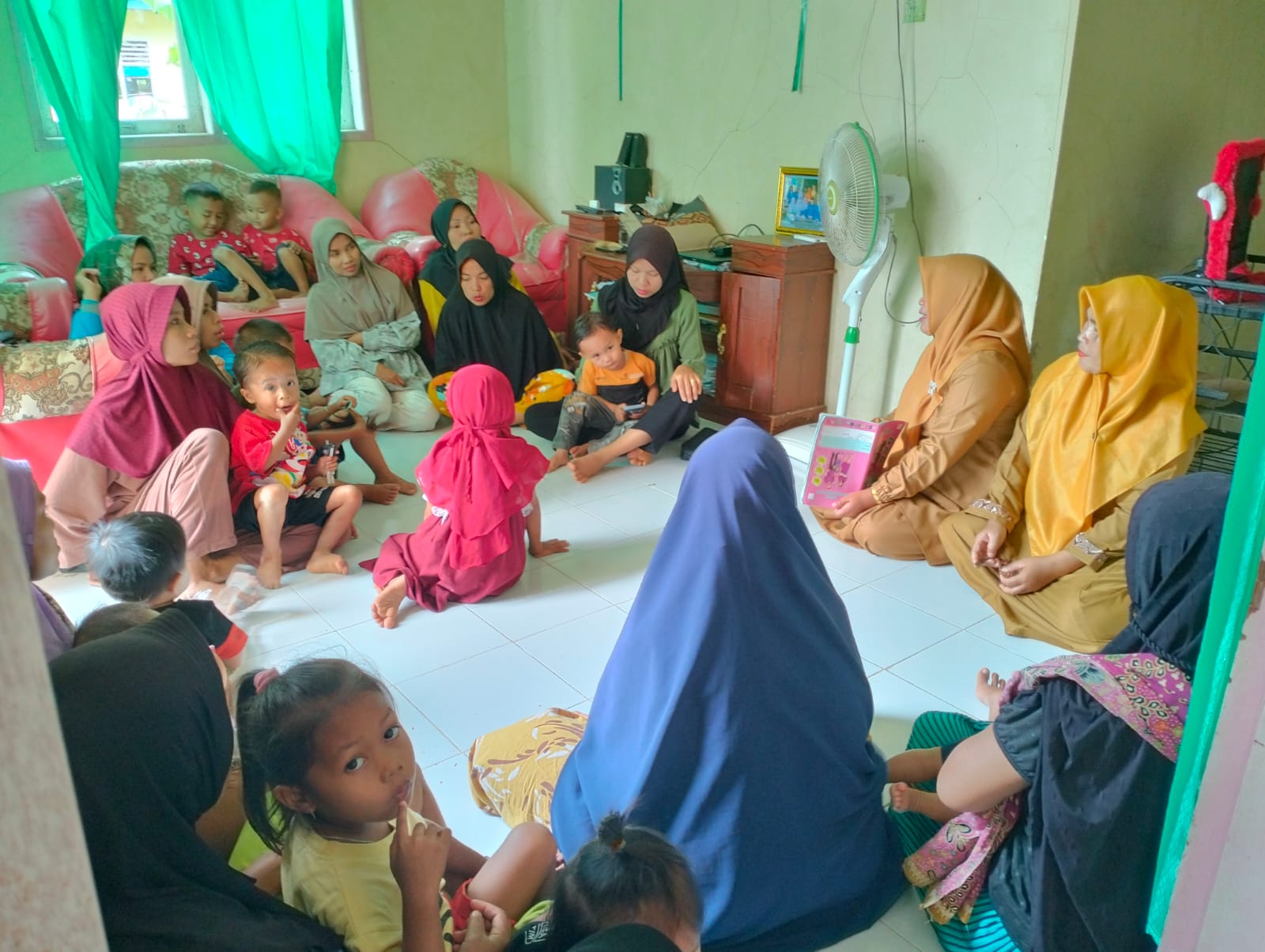 Melakukan kelas Ibu Balita ke  Kampung Gunung pauh  Nagari Amping Parak Timur Puskesmas Kayu gadang