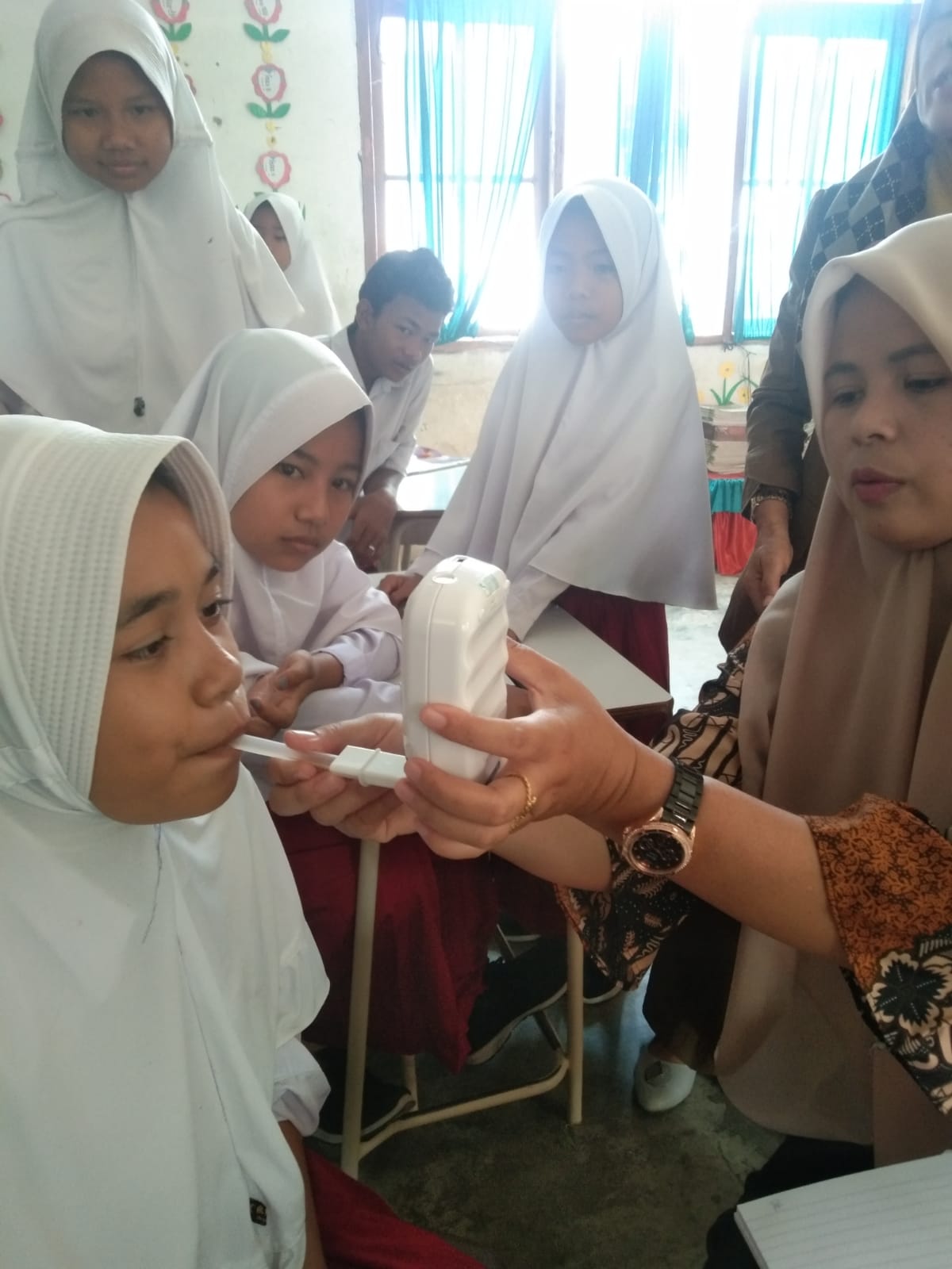 Pelaksanaan kegiatan Program UKS dan UBM SDN 05 SURANTIH