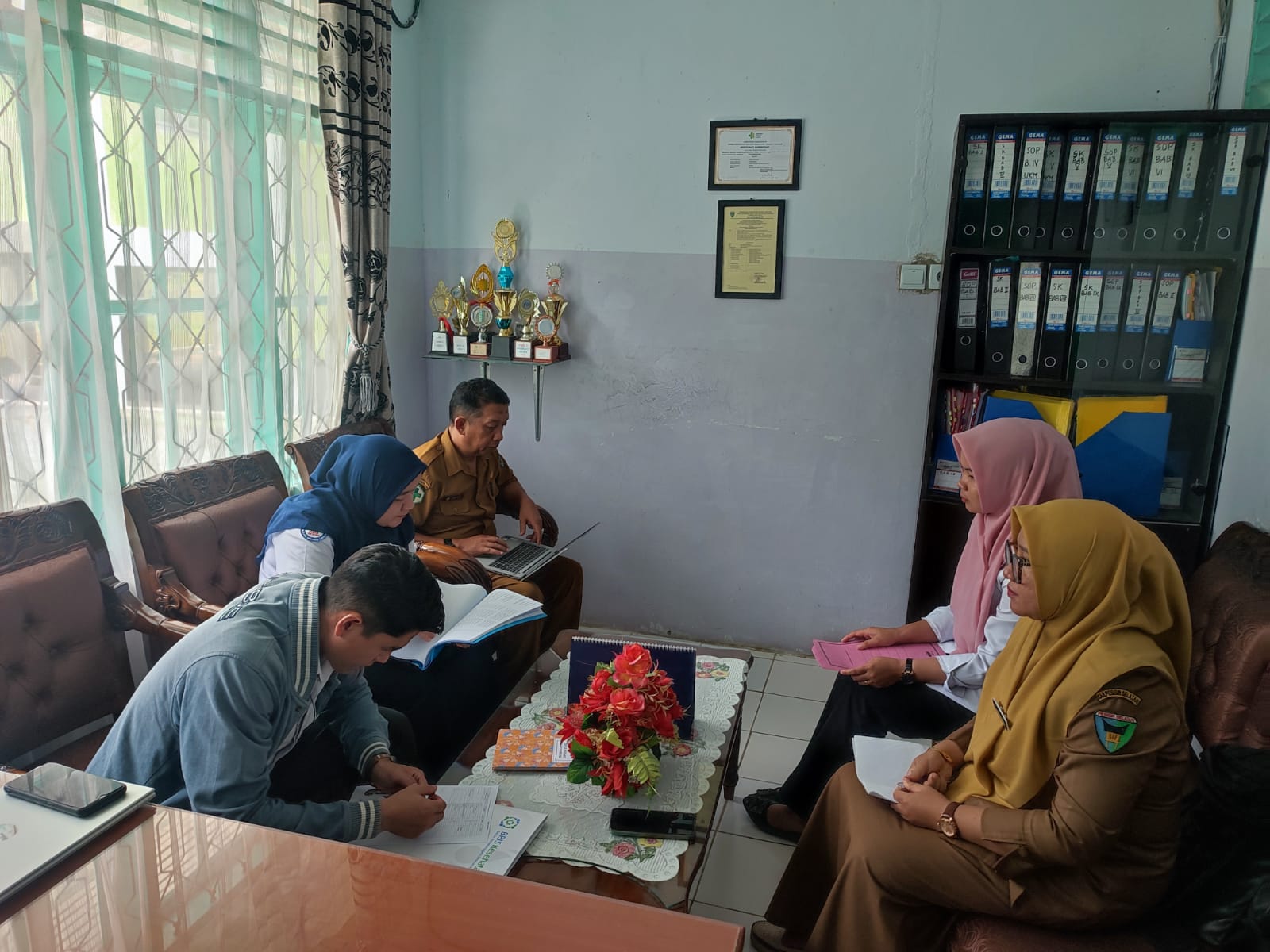 Kunjungan Kredesialing Tempat Puskesmas Asam Kumbang