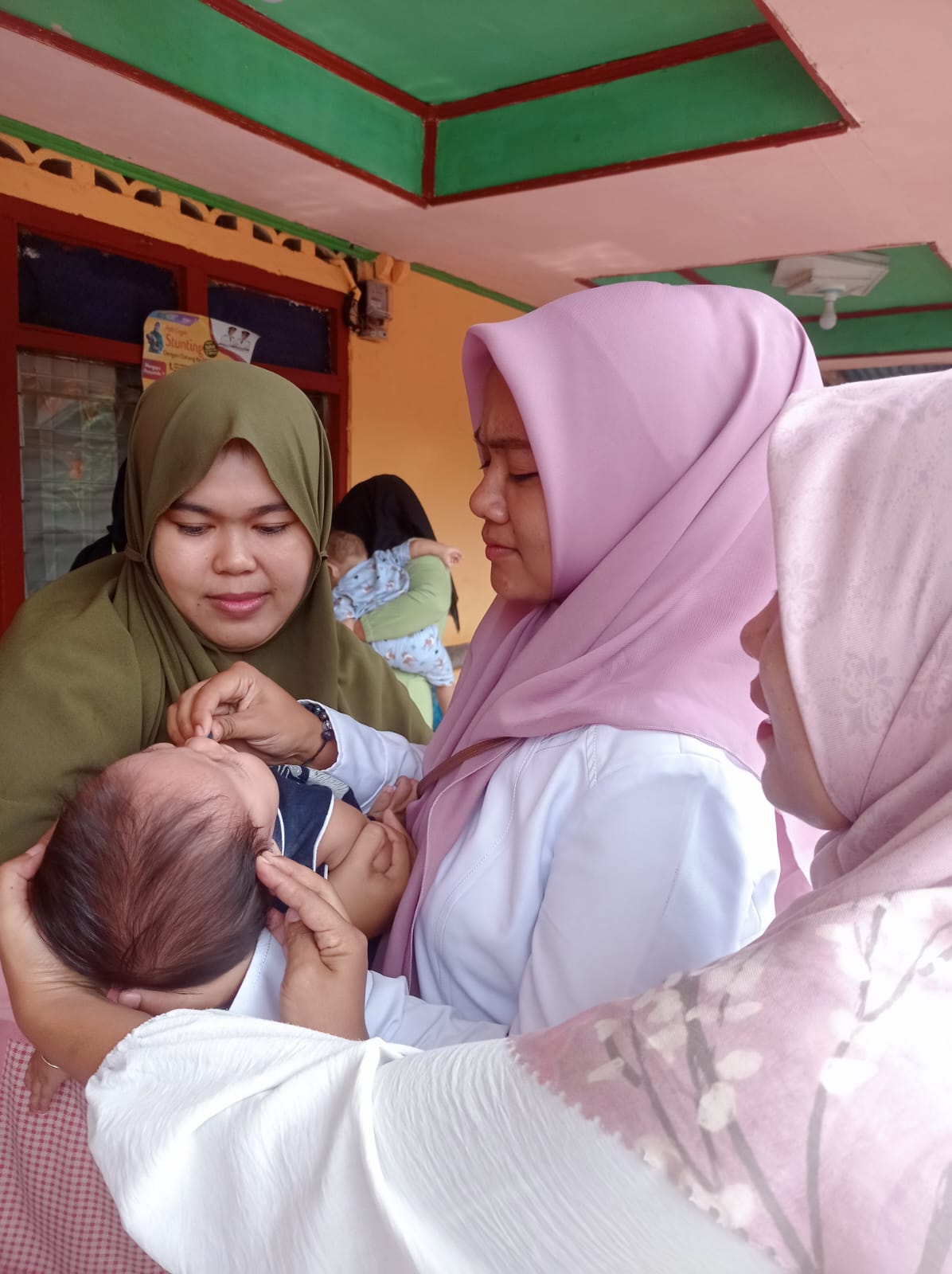 PUSKESMAS IV KOTO MUDIK PEMBERIAN VITAMIN A DI POSYANDU