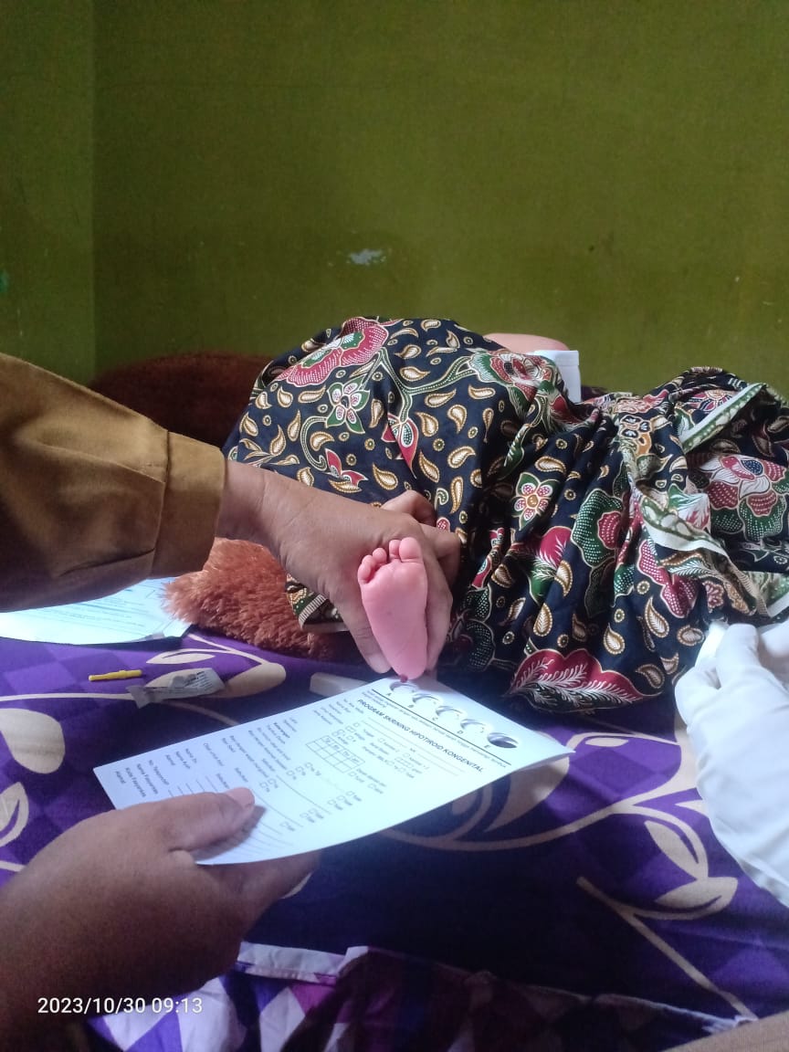 Melaksanakan kegiatan Skrining Hipotiroid Kongenital (SHK) Puskesmas Surantih