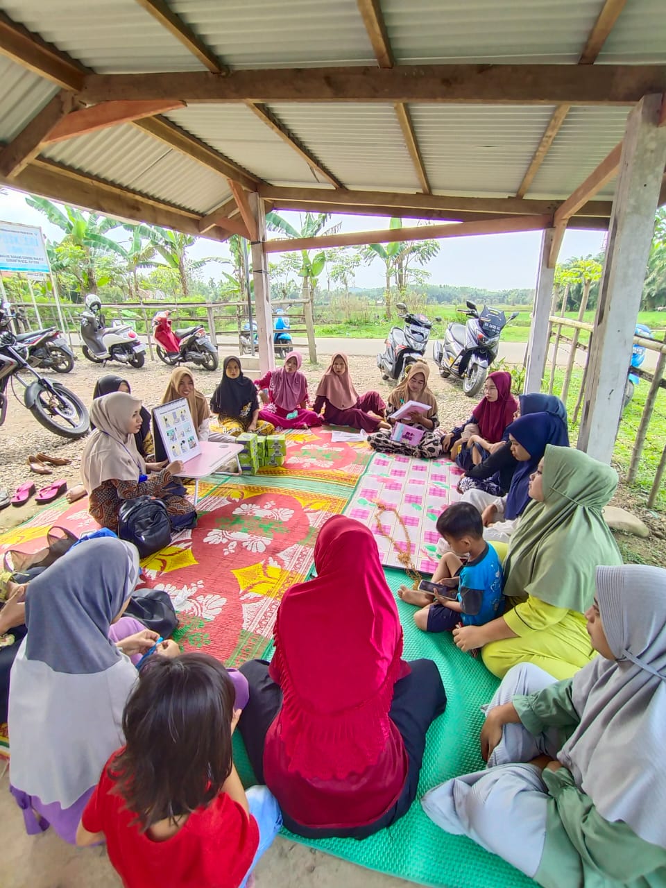 PELAKSANAAN KELAS IBU HAMIL DI POSKESRI LANPANJANG WILAYAH KERJA UPT PUSKESMAS SURANTIH, GUNA MENCIP