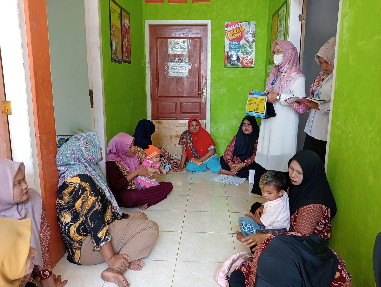 PENYULUHAN KB DI POSYANDU  UPT Puskesmas Ranah Ampek Hulu Tapan