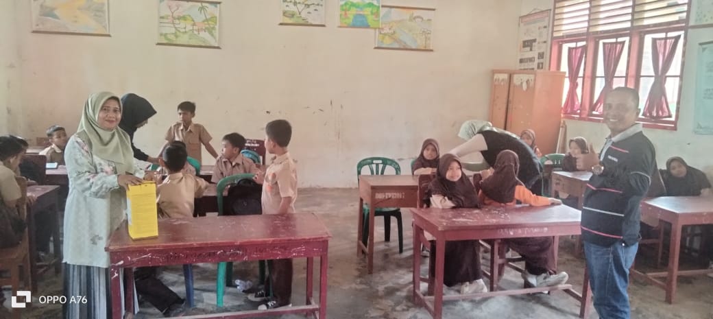 PELAKSANAAN KEGIATAN BULAN IMUNISASI ANAK SEKOLAH(BIAS) PKM SURANTIH
