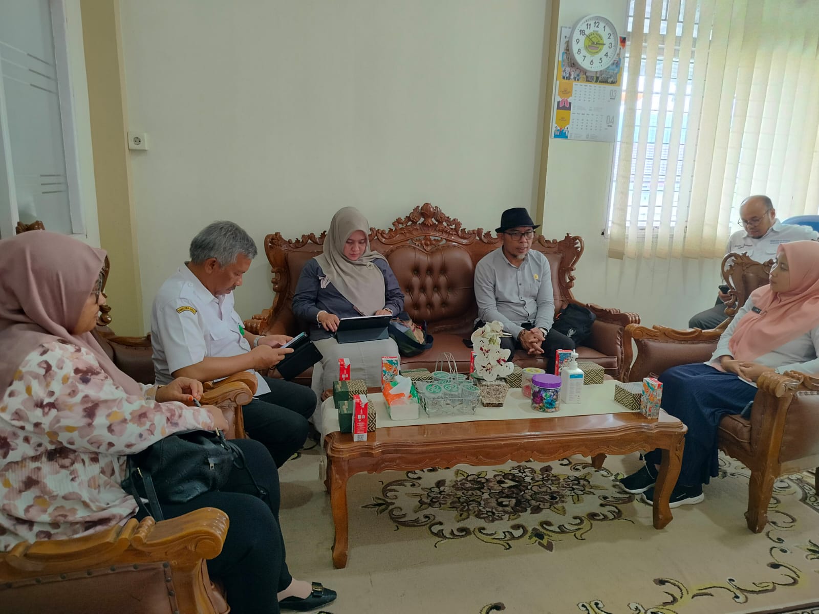 Visitasi Verifikasi Faktual Oleh Tim Monev KIP ke Dinas Kesehatan Kabupaten Pesisir Selatan