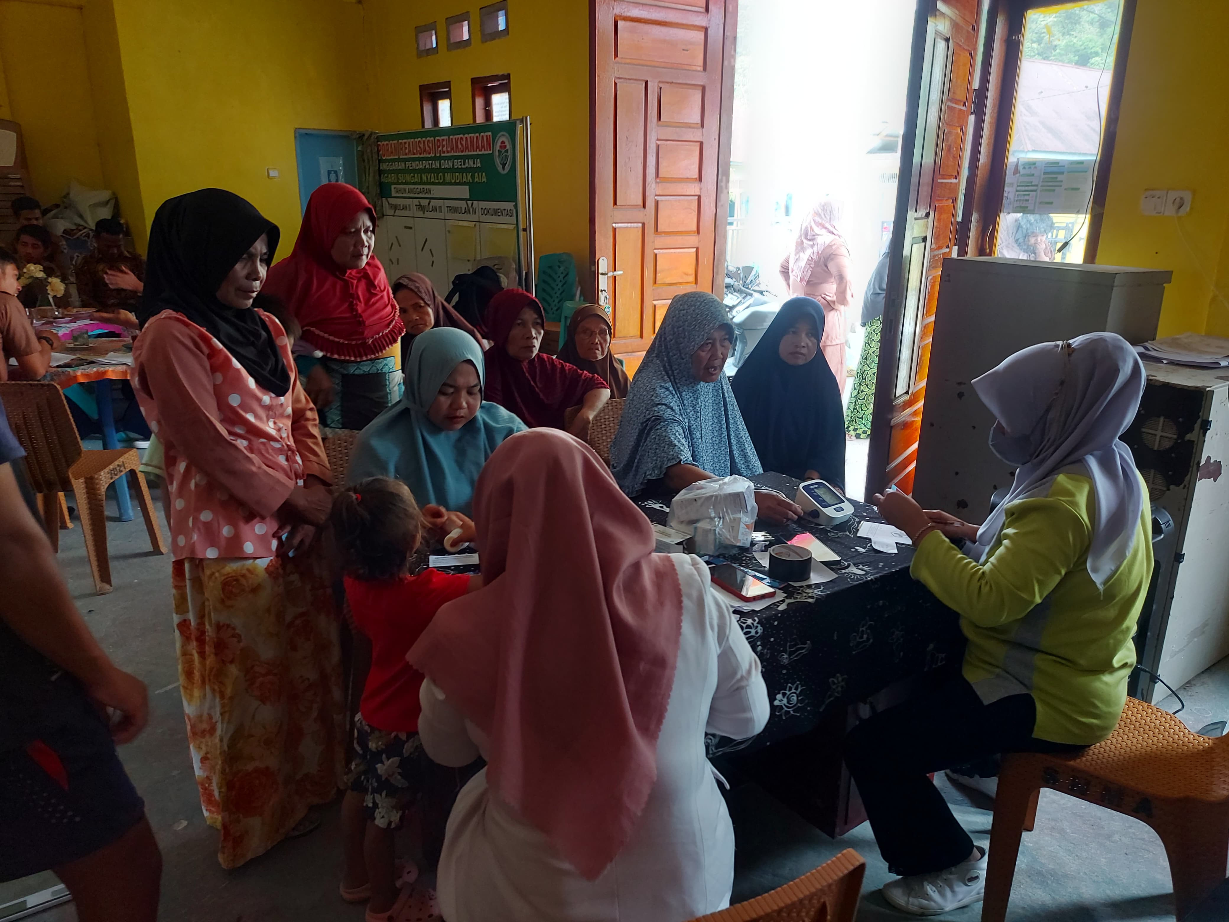 PUSKESMAS TARUSAN KEGIATAN PTM ( DETEKSI DINI PEMERIKSAAN KESEHATAN) DI Nagari  Sungai Nyalo Mudiak 
