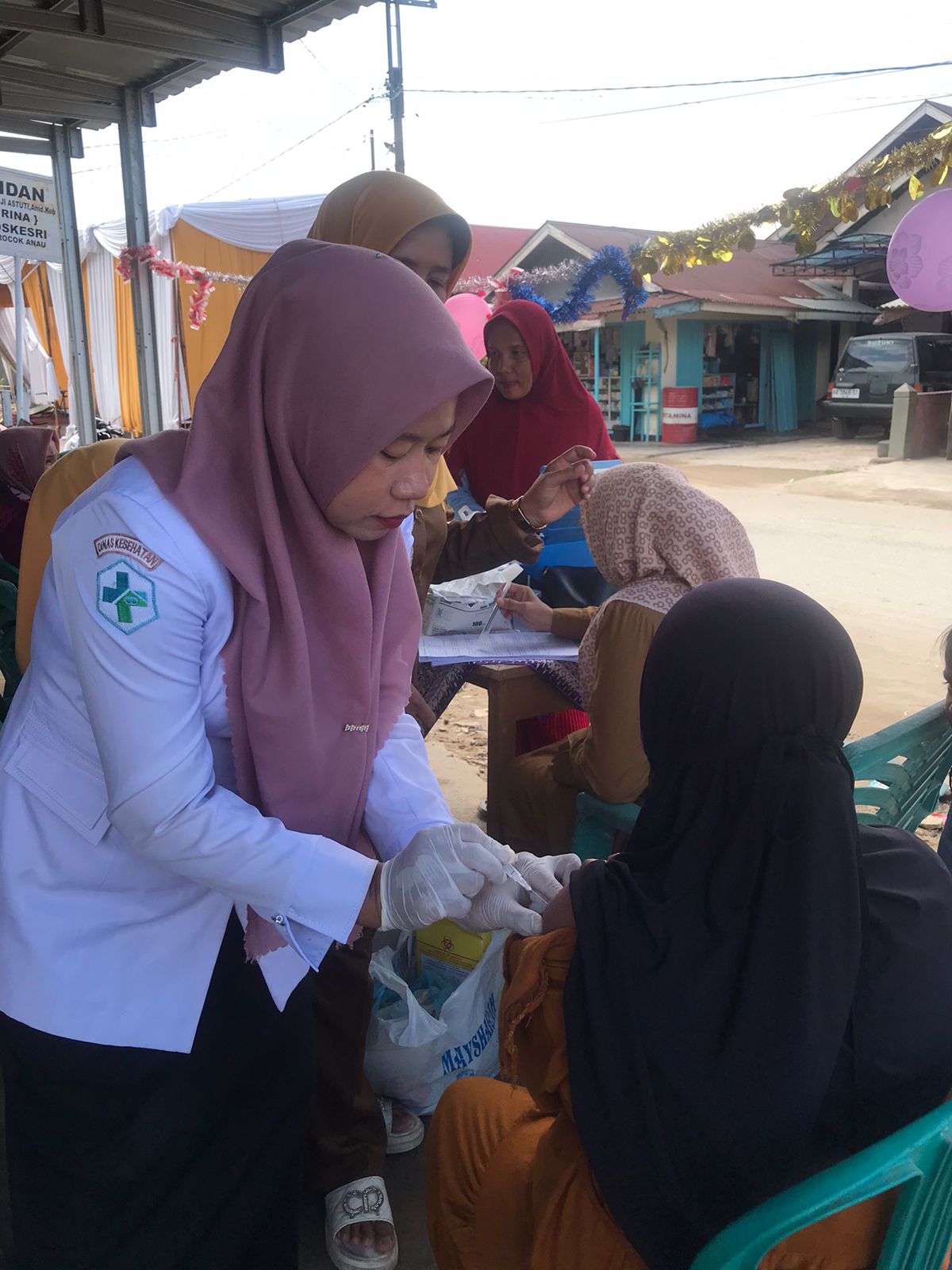 Pelaksanaan Posyandu Mawar Kenagarian cerocok anau wilayah kerja Puskesmas Tarusan