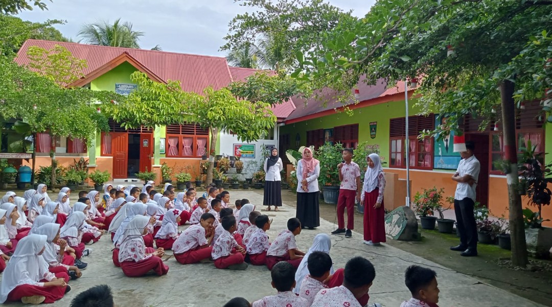 PKM KOTO BARU PELAKSANAAN KEGIATAN PENYULUHAN DAN GERMAS KE SEKOLAH 