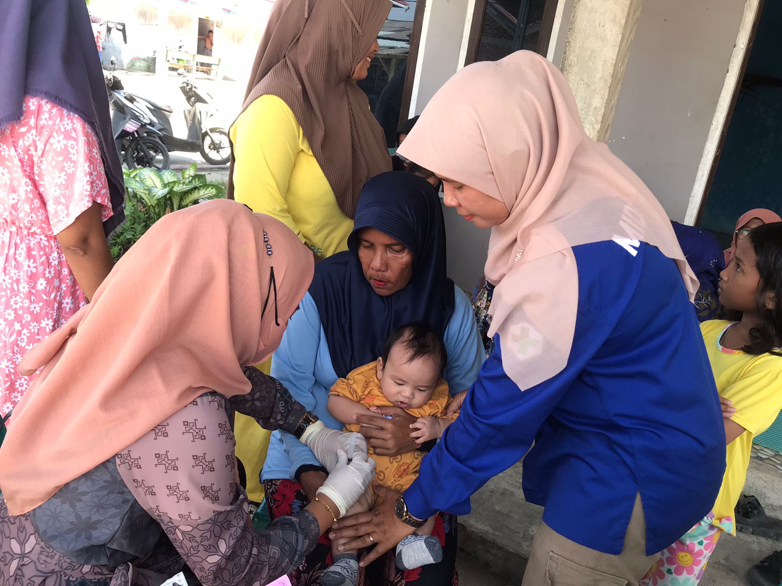 Pelaksanaan Posyandu kamboja Kenagarian Ampang Pulai wilayah kerja Puskesmas Tarusan