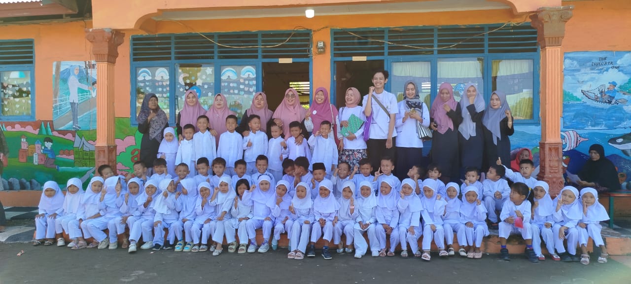 Pemberian Obat Cacing dan UKGS pada Siswa / i SD & murid TK  Di wilayah Puskesmas Surantih