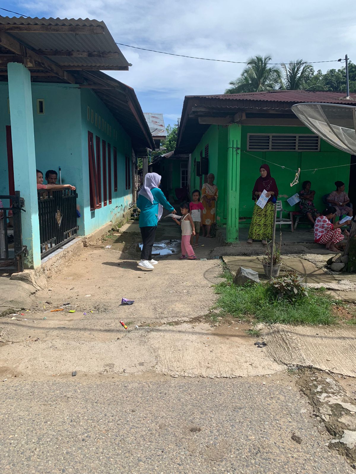 Puskesmas Pasar Kuok melakukan puskesmas keliling serta penyuluhan rumah ke rumah terkait KLB diare 