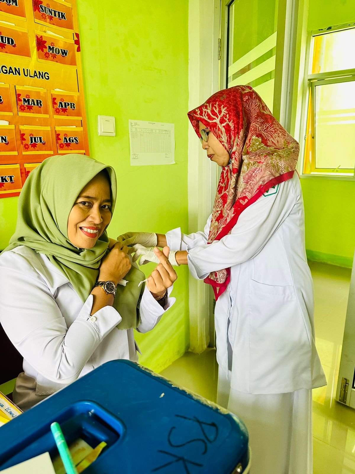 PUSKESMAS IV KOTO MUDIK VAKSINASI HEPATITIS B TAHAP KEDUA
