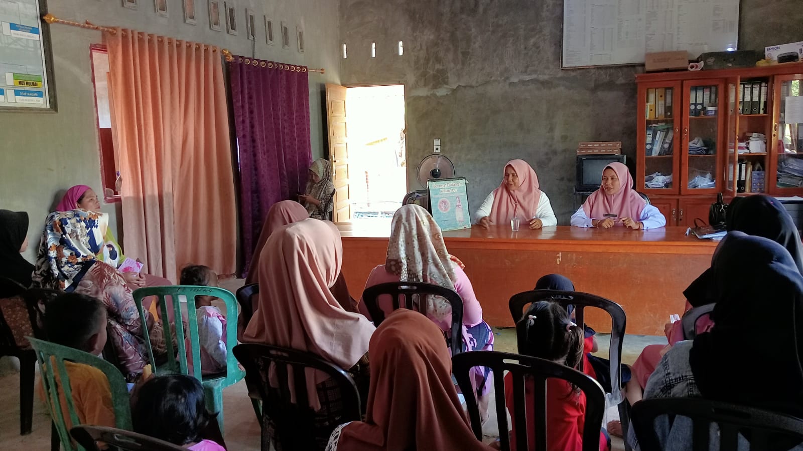 Pertemuan kelas Ibu Hamil Di Nagari Kampung Tengah Tapan 