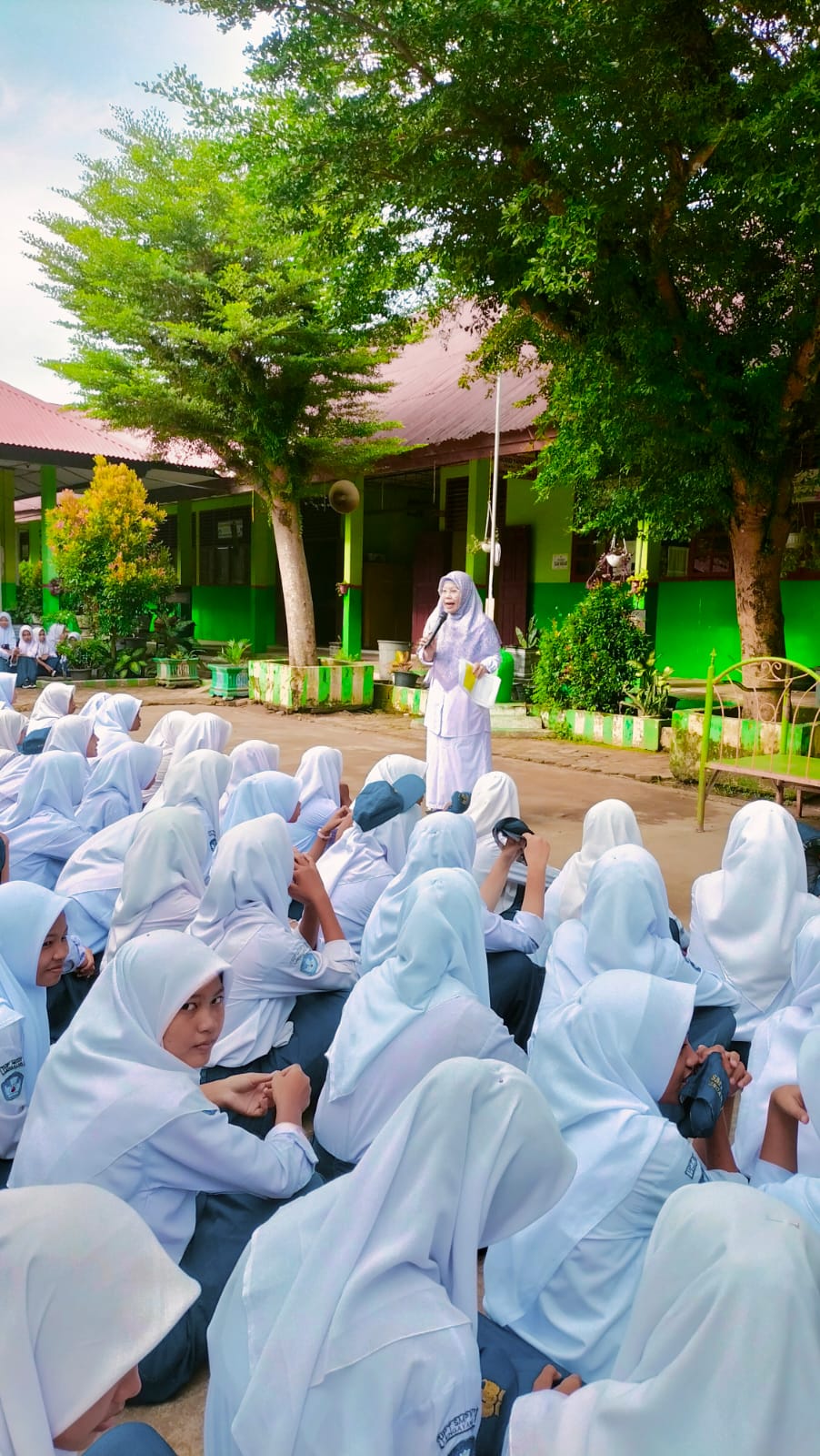 Penyuluhan Diare di SMP N 1  & SMK Makmur Lengayang wilker Puskesmas Kambang