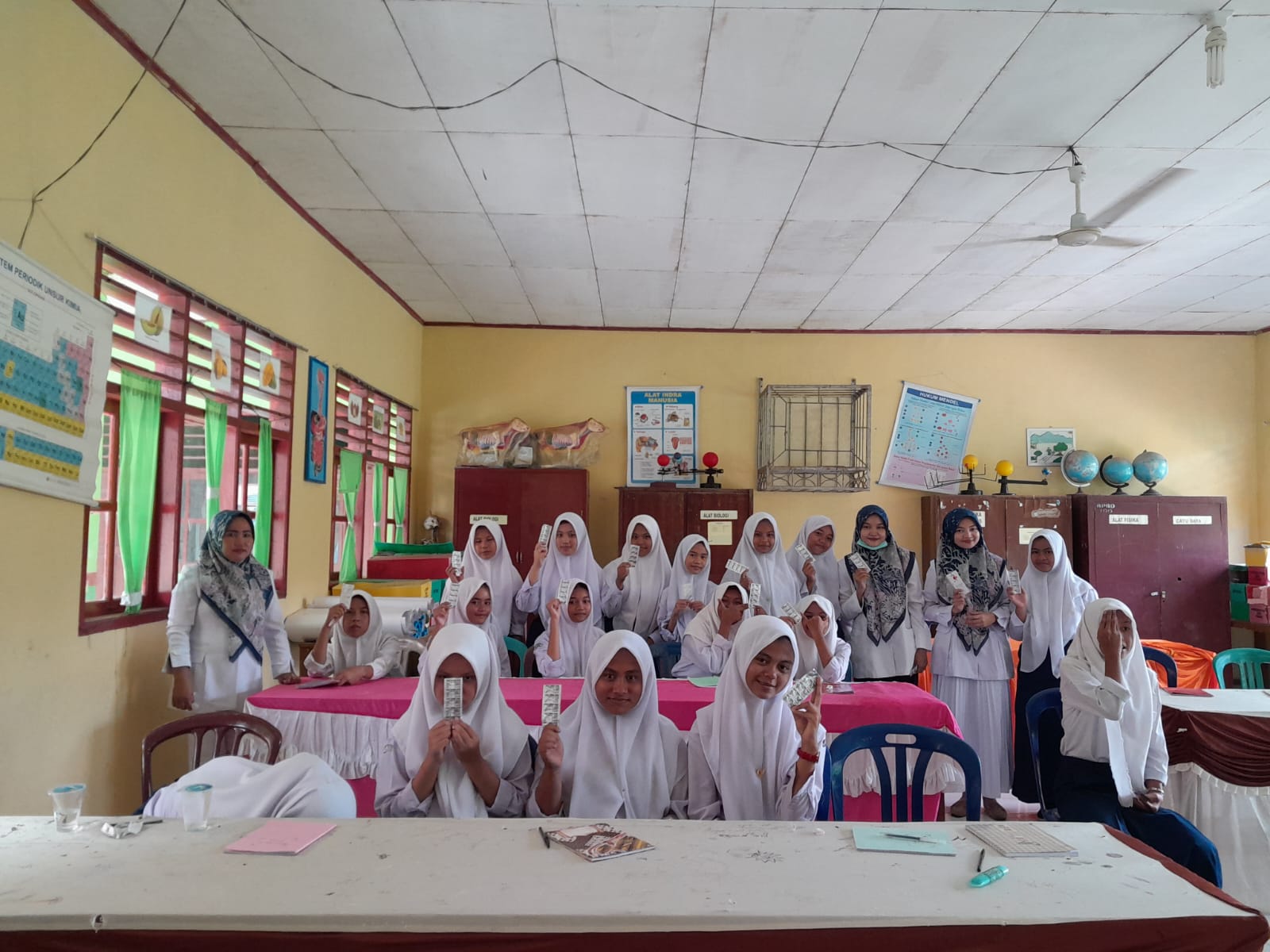 Pelaksanaan kegiatan Program UKS di SMPN 1 Sutera