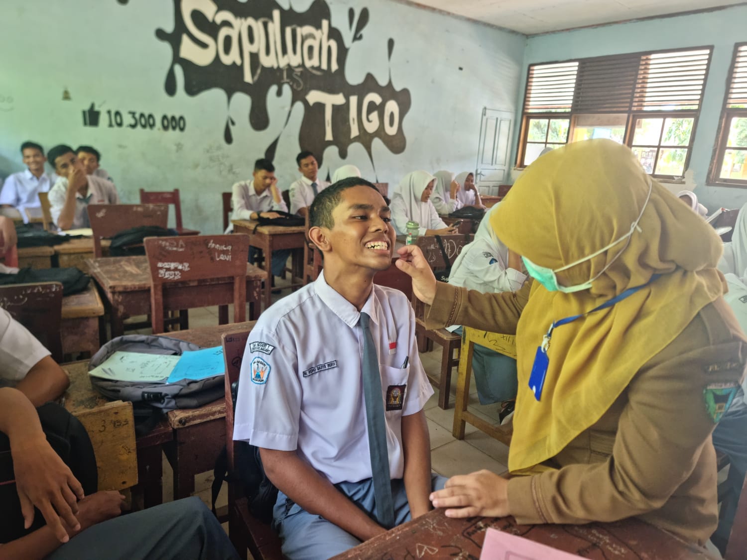 Penjaringan Berkala Tim UKS Puskesmas Air Haji ke MAN 4 Pessel dan SMAN 1 Linggo Sari Baganti