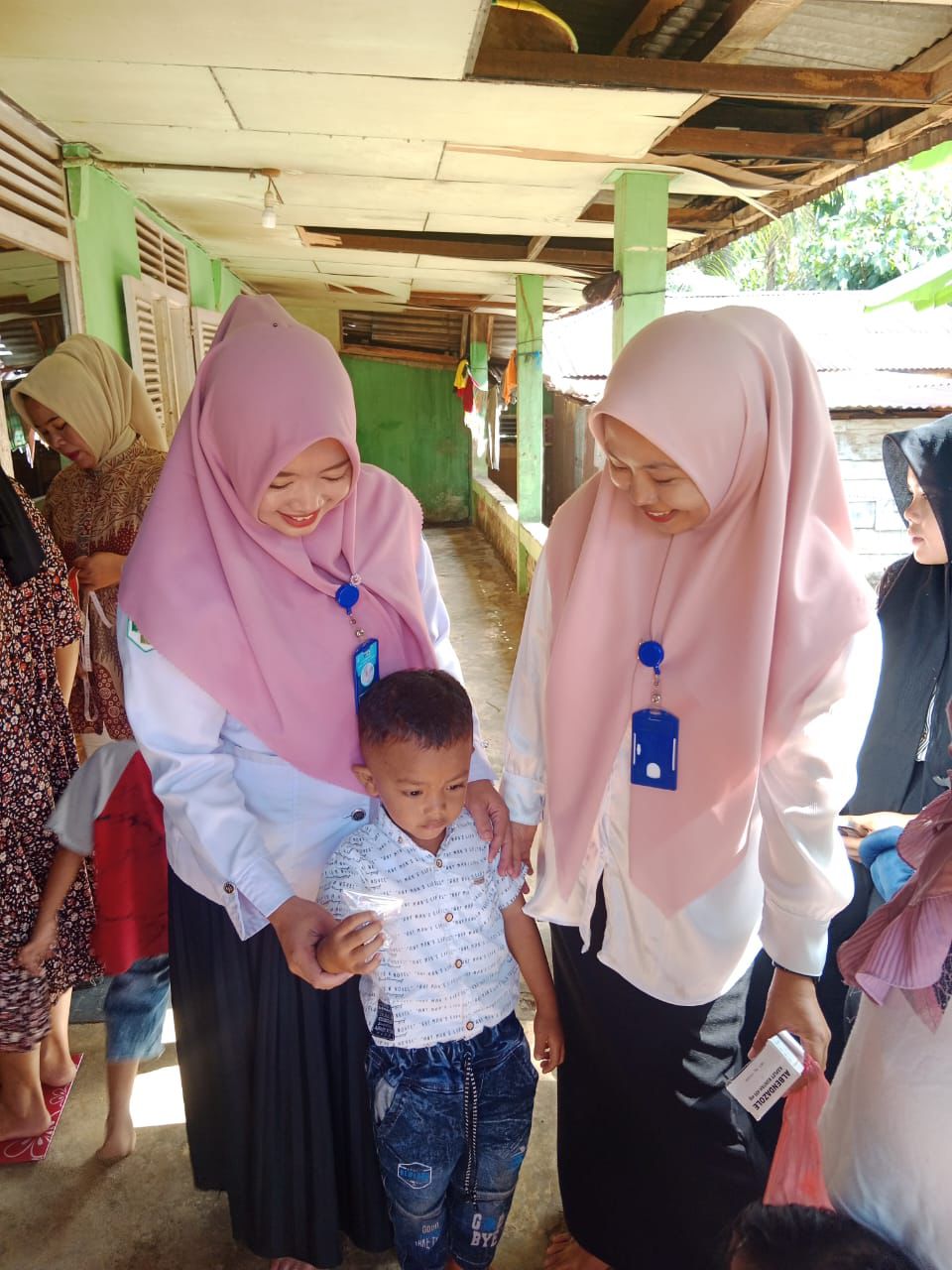 PKM Rahul Melakukan Pemberian Obat Cacing