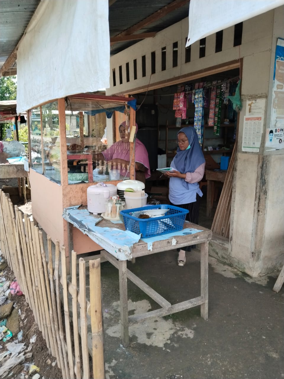 PKM KOTO BARU INSPEKSI KESLING DI TEMPAT PENGOLAHAN MAKANAN(TPM) KAMPUNG KOTO BARU NAGARI KAMBANG
