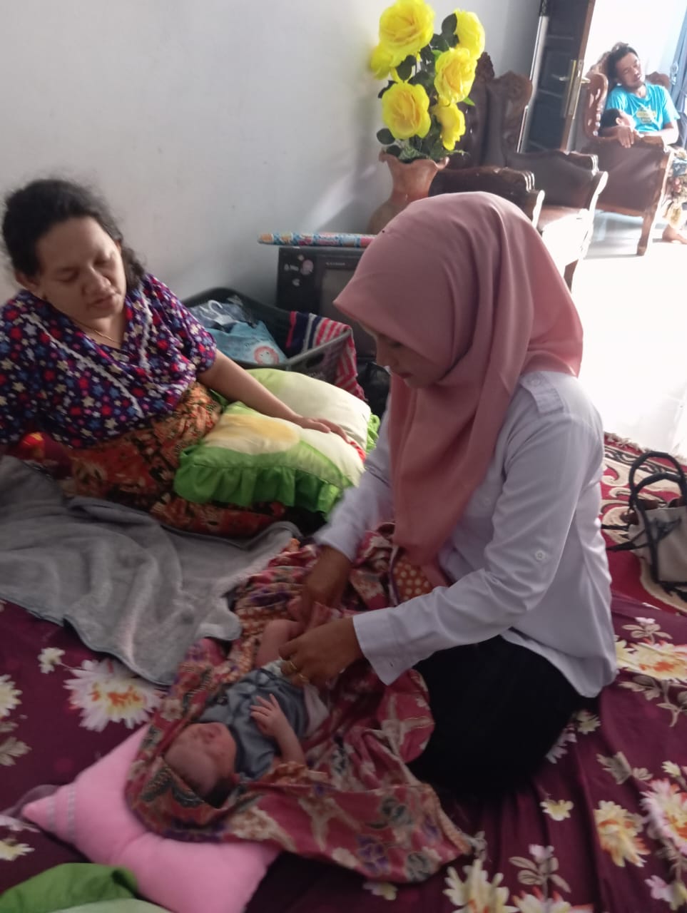 KUNJUNGAN RUMAH IBU NIFAS DAN KUNJUNGAN NEONATUS  PUSKESMAS BALAI SELASA
