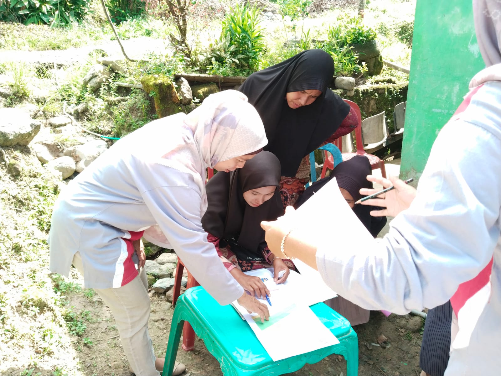 Pembinaan posyandu mutiara hati dan posyandu kasih ibu Limau- Limau Puskesmas asam kumbang