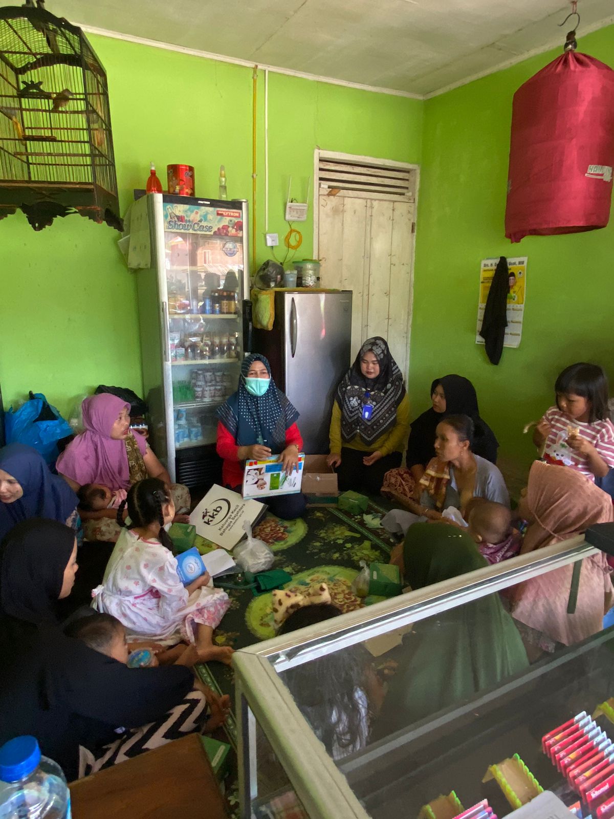 Penyuluhan KB di posyandu bulanan di nagari Tebing Tinggi Tapan di wilayah kerja Puskesmas Rahul Tap