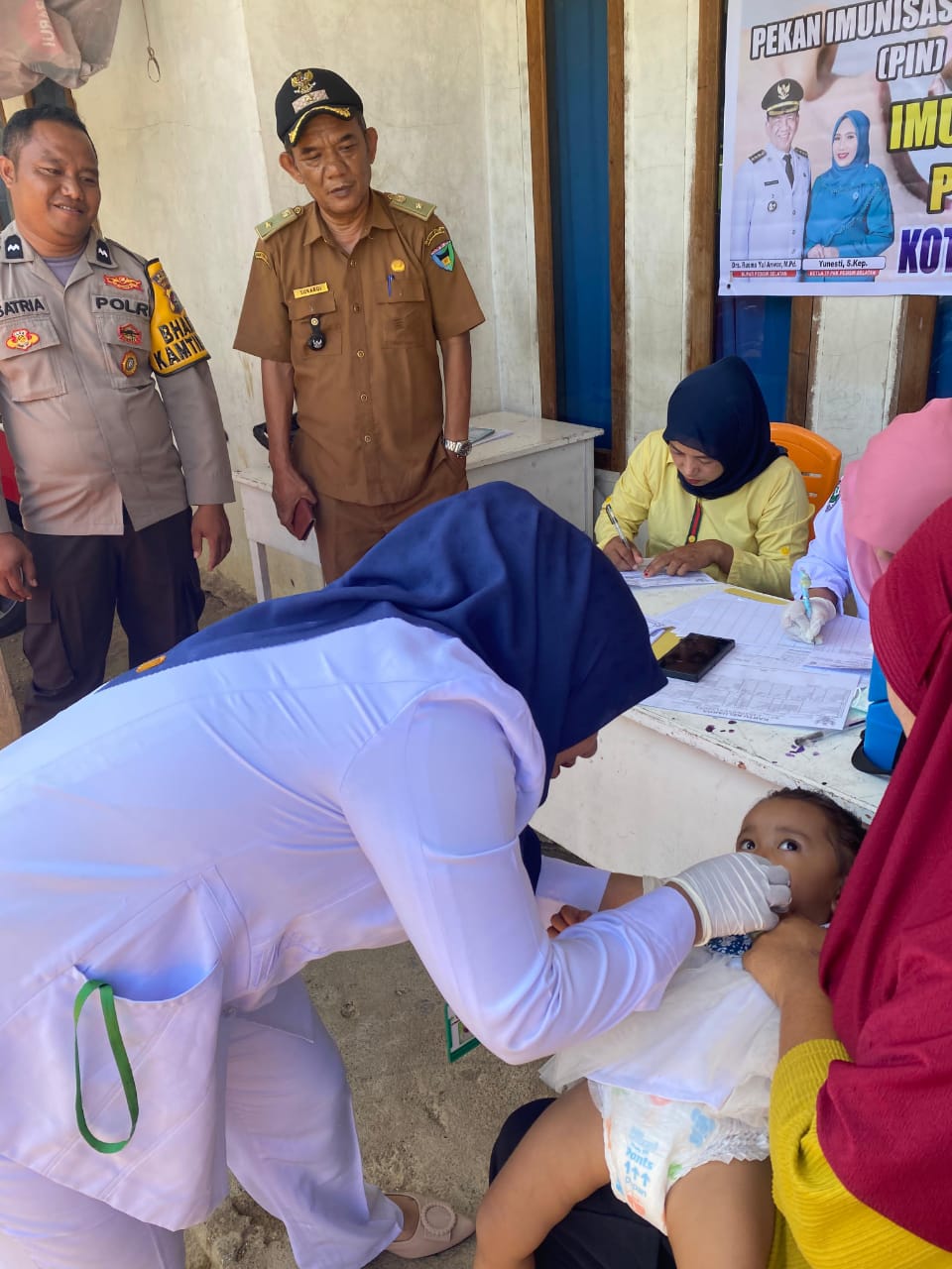 Puskesmas Koto Berapak  melaksanakan pelaksanaan PIN POLIO