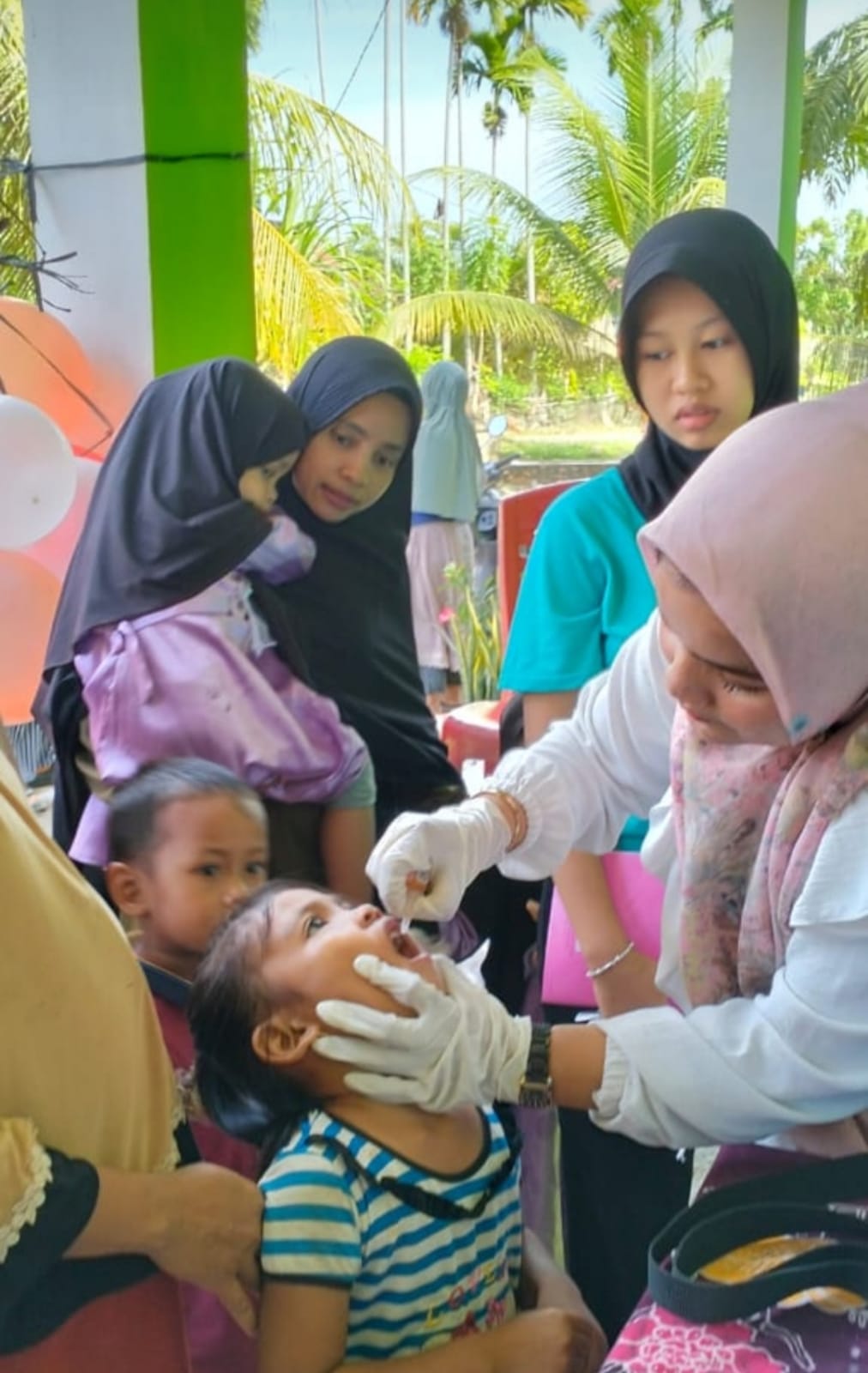 Hari Kedua Pelaksanaan PIN Polio Wilayah Kerja Puskesmas Kambang 