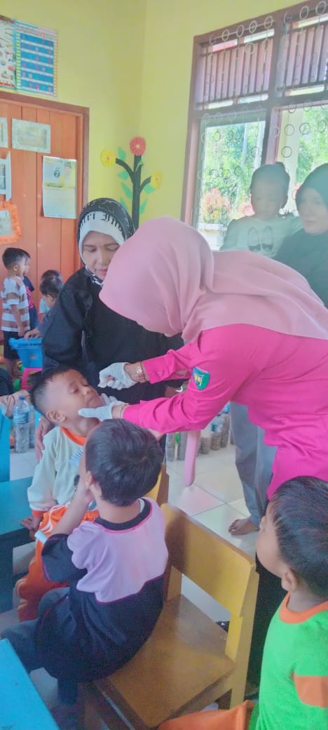 PUSKESMAS PASAR KUOK PIN POLIO PUTARAN 1