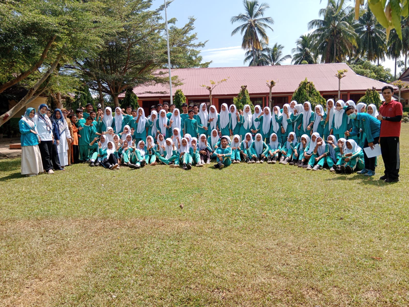 Tes Kebugaran SMPN 4 Sutera di Wilayah Kerja Puskesmas Surantih