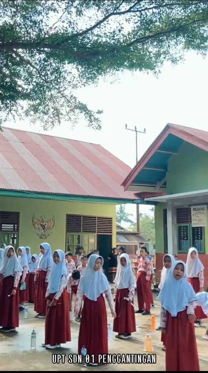 Penjaringan dan Penyuluhan Kesehatan dan Pemeriksaan Berkala di Sekolah SD N 01 Pengantingan 