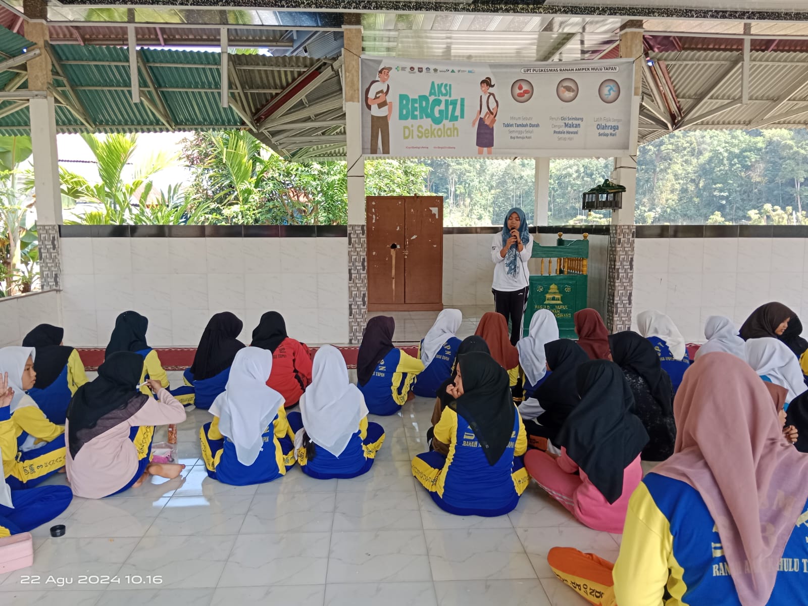 AKSI BERGIZI DI SMP NEGERI 3 RANAH AMPEK HULU TAPAN 