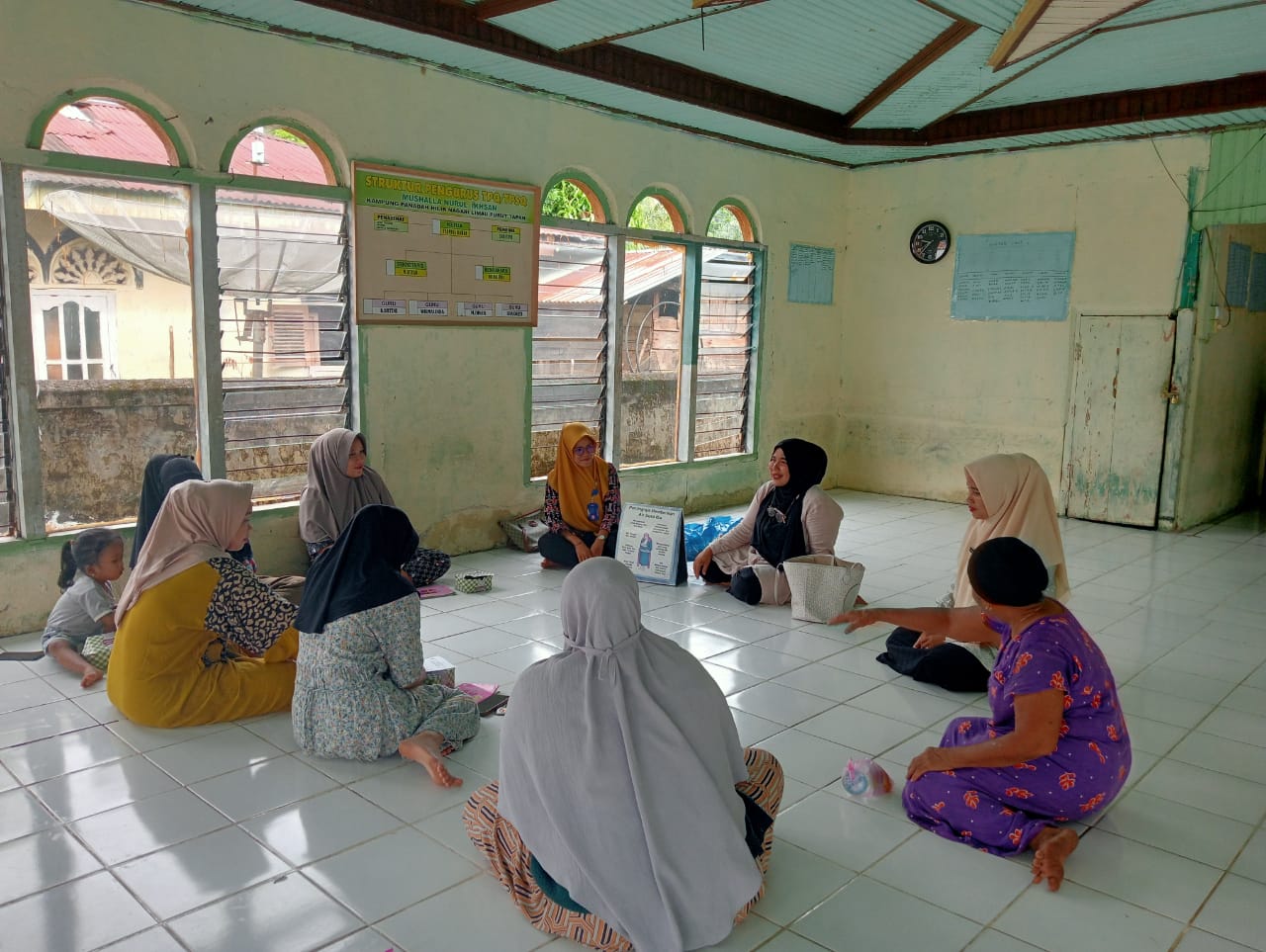 Pertemuan Kelas Ibu Hamil Di Nagari Limau Purut Tapan 