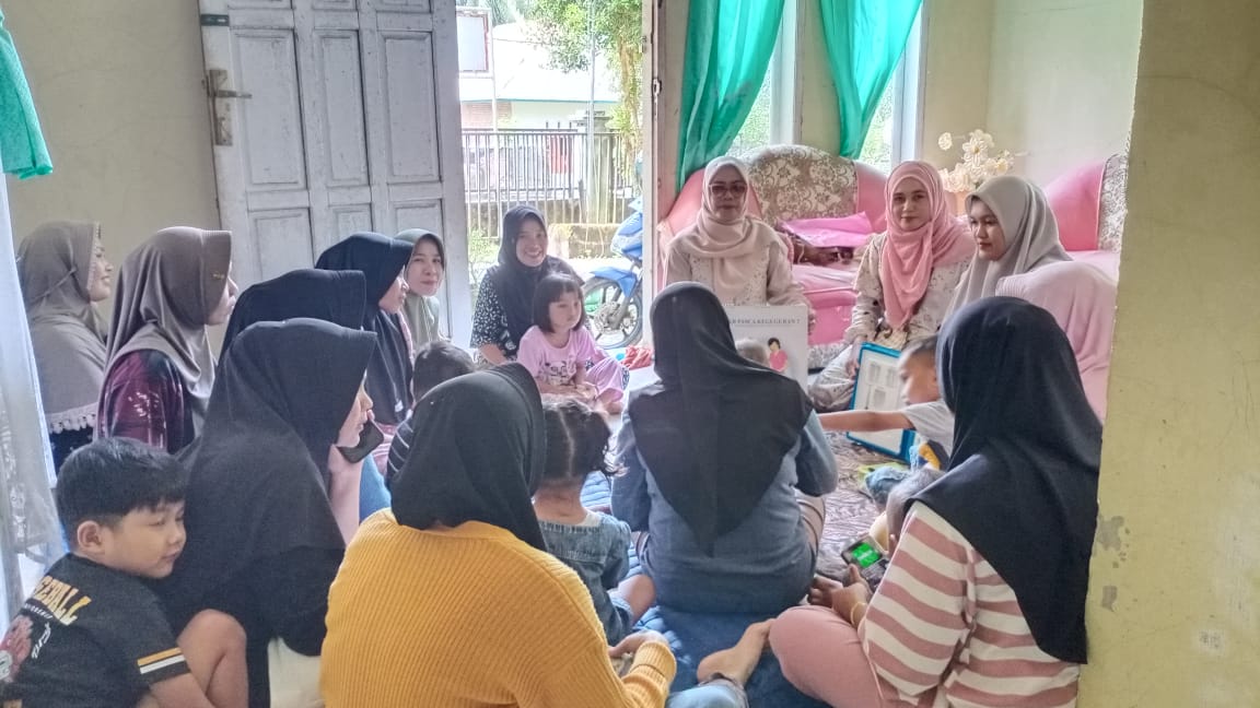 Penyuluhan KB di Pokesri Gunung Pauh Kanagarian Amping Parak Timur 