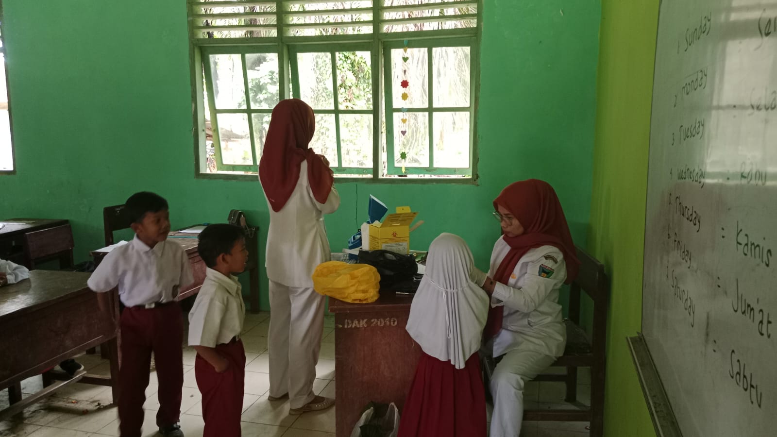 Pelaksanaan BIAS (Bulan Imunisasi Anak Sekolah) pada SD N 05 Talang Kubu dan SD N 11 Kubu