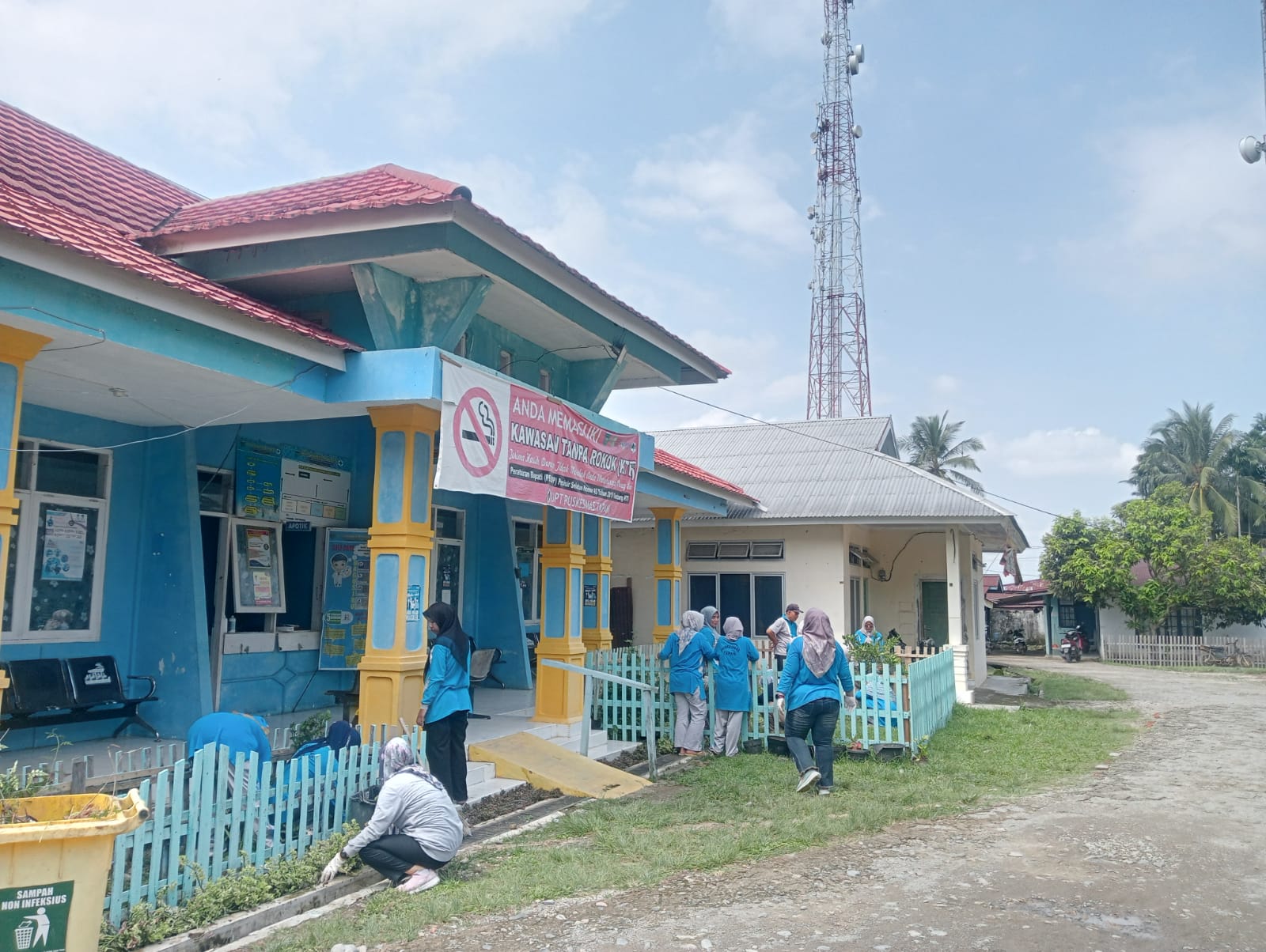  Gotong Royong di Lingkungan UPT Puskesmas Tapan
