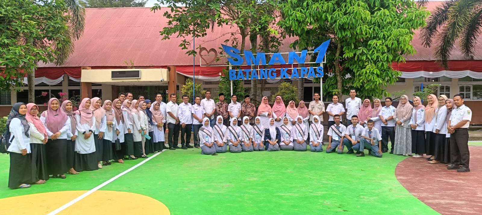 Pembinaan Dan Peninjauan UKS di SMAN 1 Batang Kapas