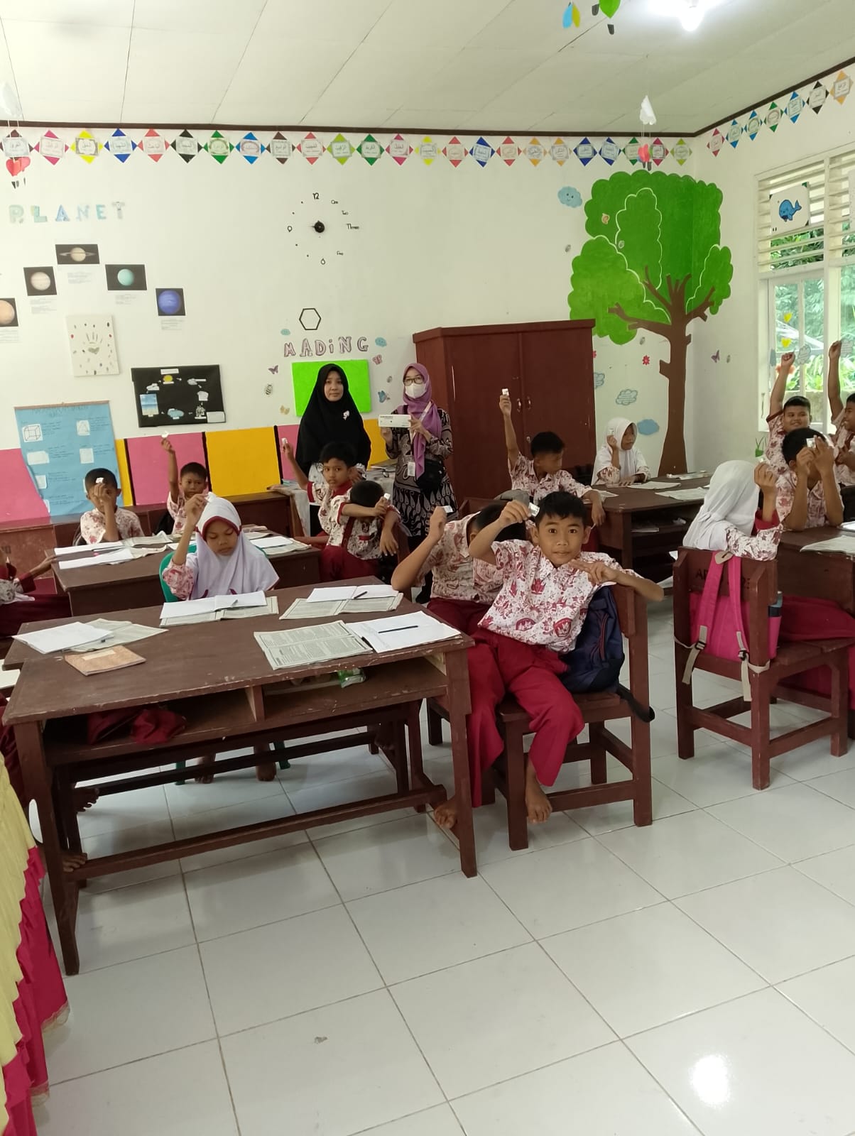  Pemberian Obat Pencegahan Massal ( POPM ) Kecacingan di  SDN 09 NILAU di Wilayah Kerja UPT Puskesma
