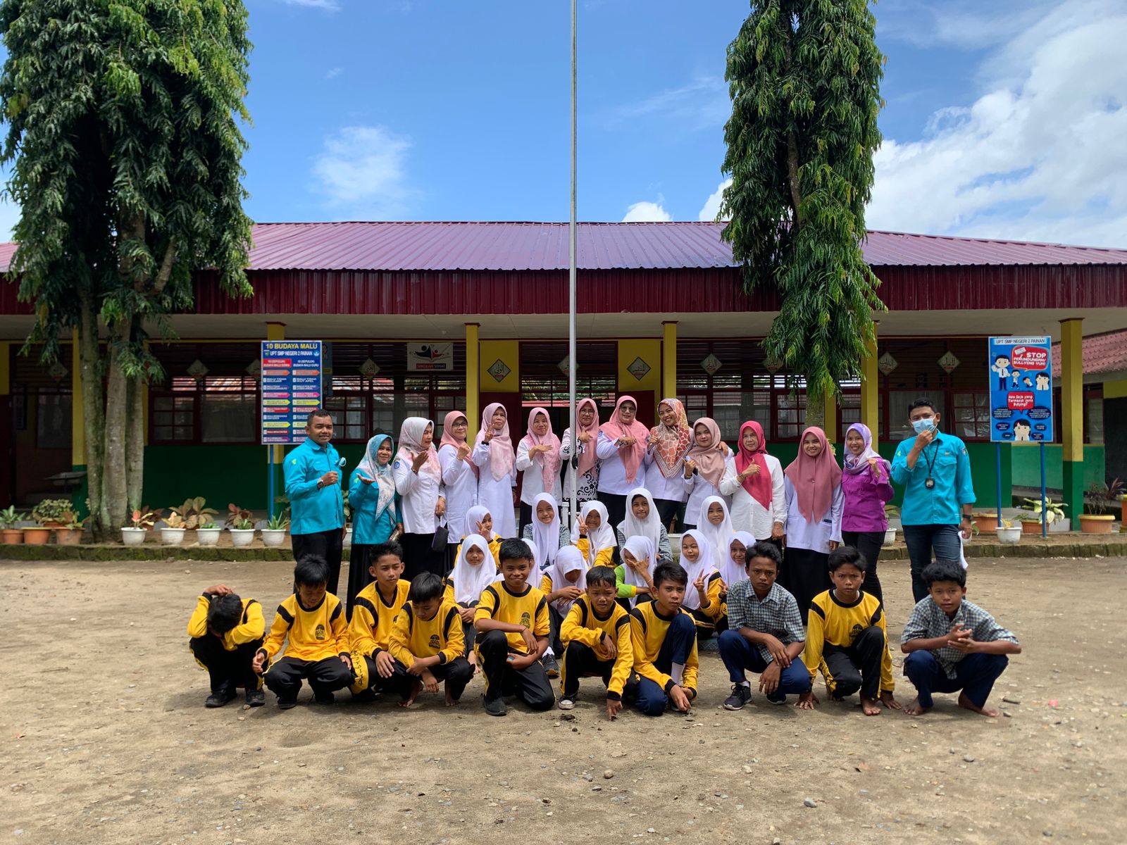 PELAKSANAAN TES KEBUGARAN JASMANI ANAK SEKOLAH DI SMPN 2 PAINAN