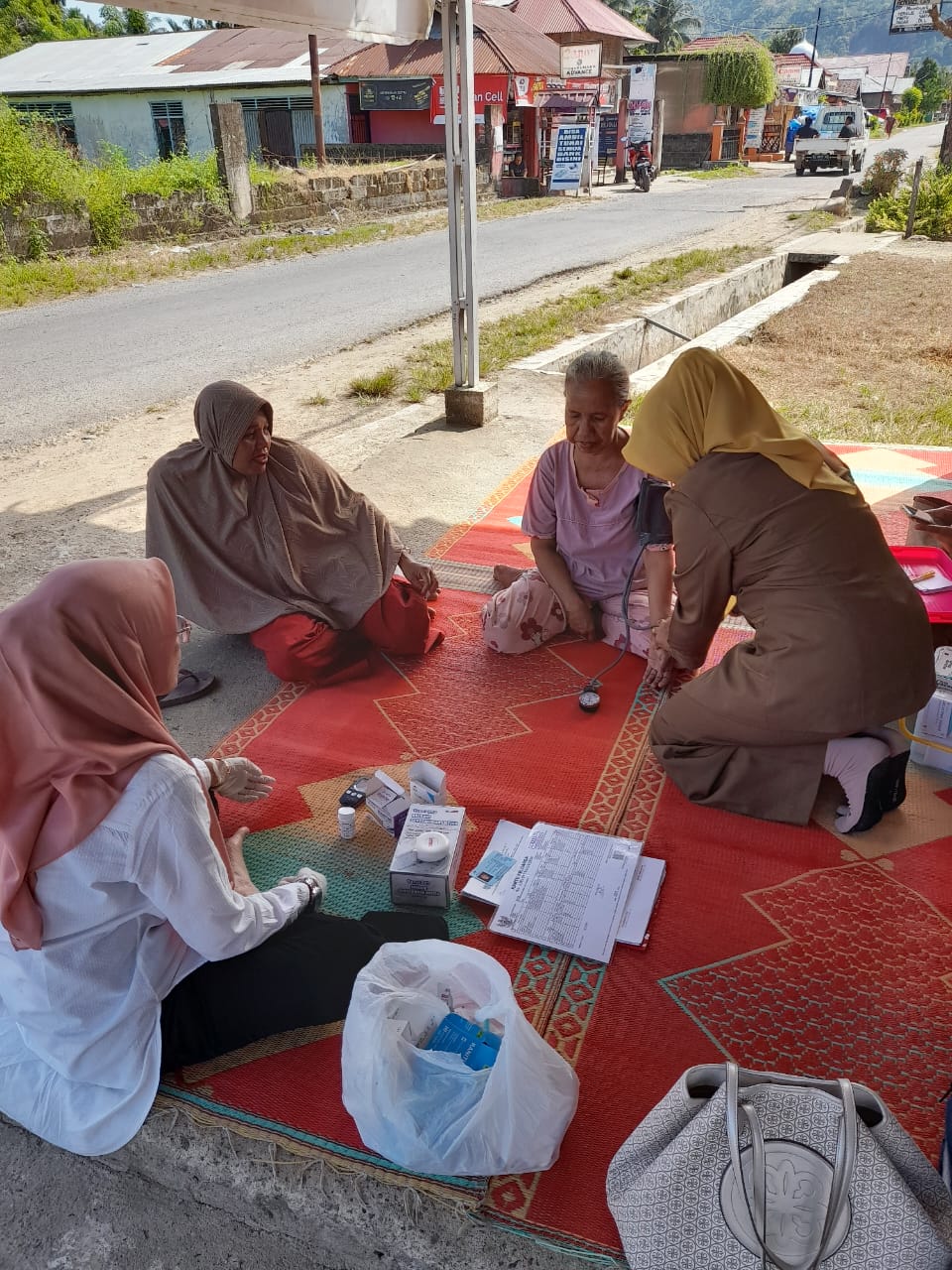 KEGIATAN PTM ( DETEKSI DINI RESIKO PTM ) DI NAGARI KOTO NAN TIGO SELATAN SURANTIH 