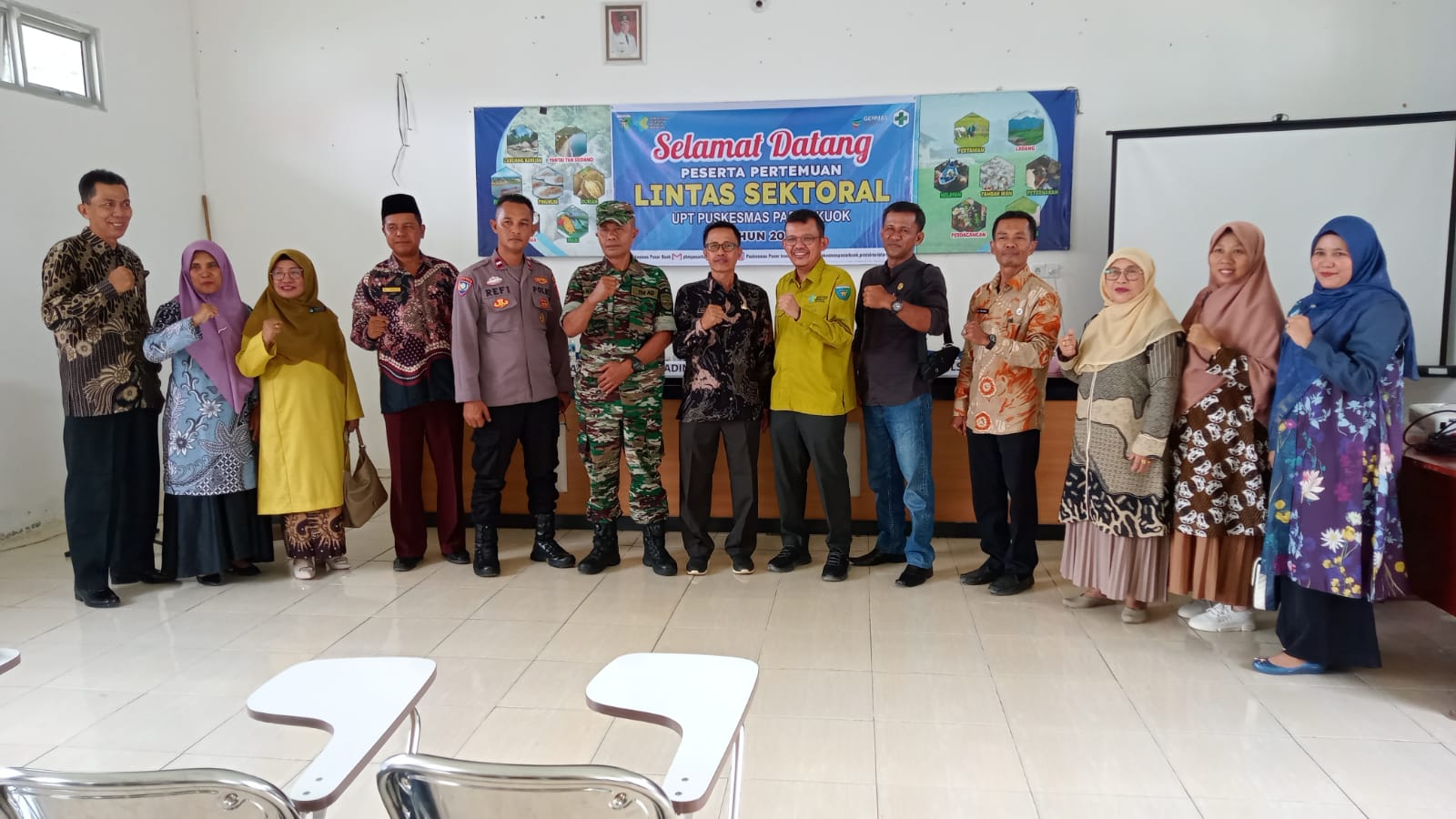 Kegiatan Linsek ( Lokakarya Mini Lintas Sektor) di Aula Kantor Camat Batang Kapas